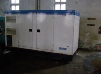 绥滨康明斯150kw大型柴油二手发电机组